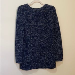 GAP MATERNITY SWEATER 💙